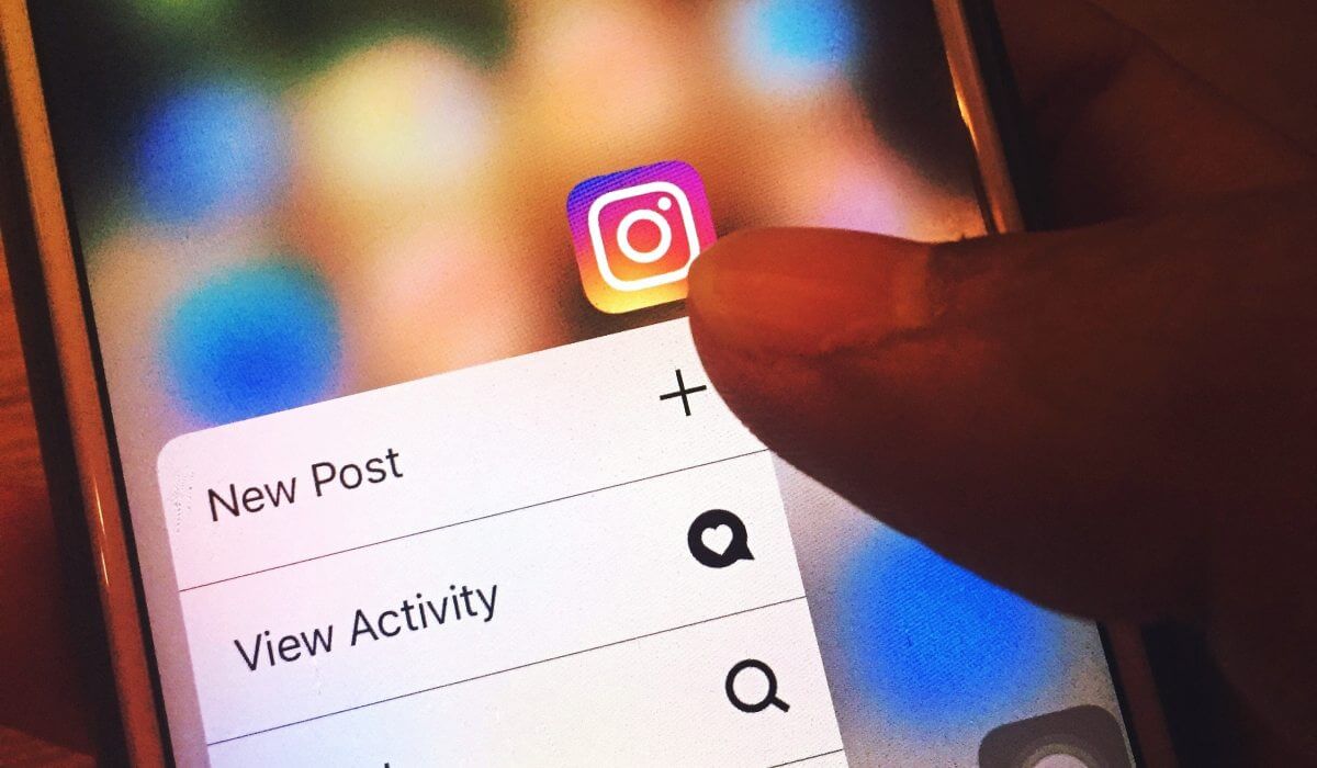 How To Set Up Instagram Shopping and Attract More Customers